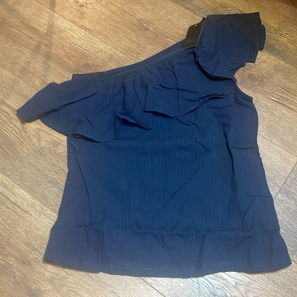 🔥NWT Giuliana  one shoulder ruffle blouse Navy blue Size Small p2p 15 inches 🔵